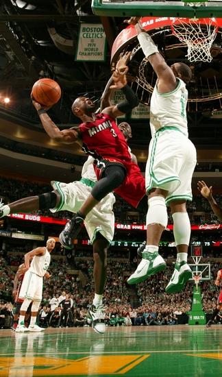  热火主场连胜遭终结无缘东部前三  