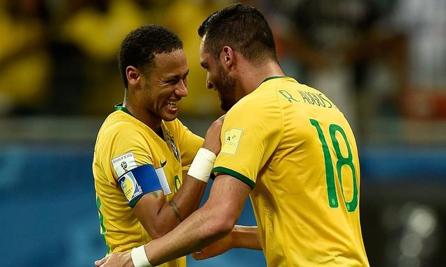  维罗纳签下巴西带刀后卫，曾效力中超引发关注  