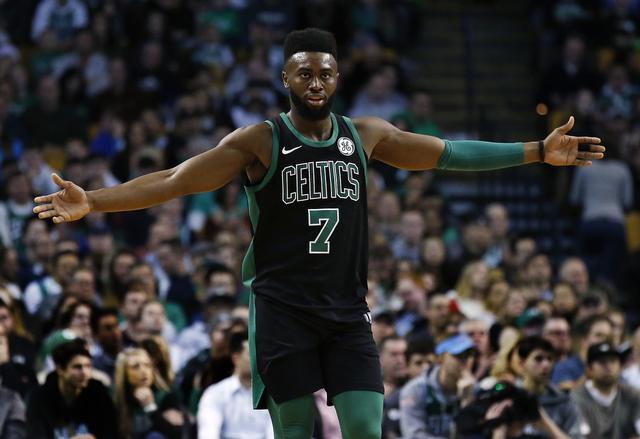  杰伦布朗全面发挥凯尔特人击败热火