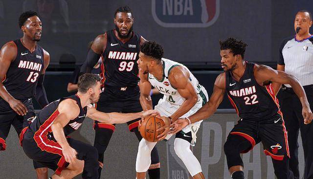  字母哥狂揽40+15,雄鹿主场击退热火稳居东部榜首  